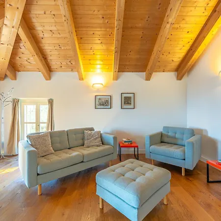 Casa Rita, Charming House With Pool, 빌라 아스티