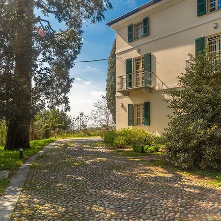 Casa Rita, Charming House With Pool, 빌라 아스티